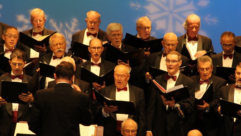 Welsh Men's Choir singing